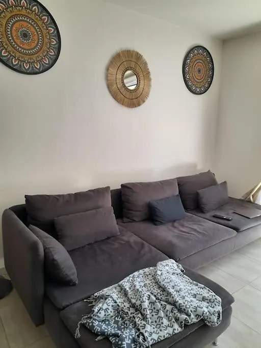 Logement Super Cosy Rue Mourre Avignon France